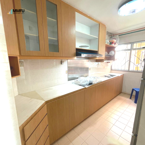 Kitchen Cabinet