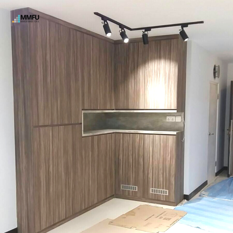 Entrance / Shoe Cabinet
