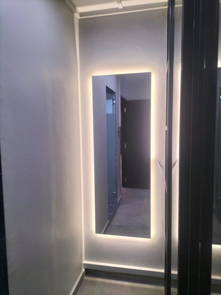 LED Mirror