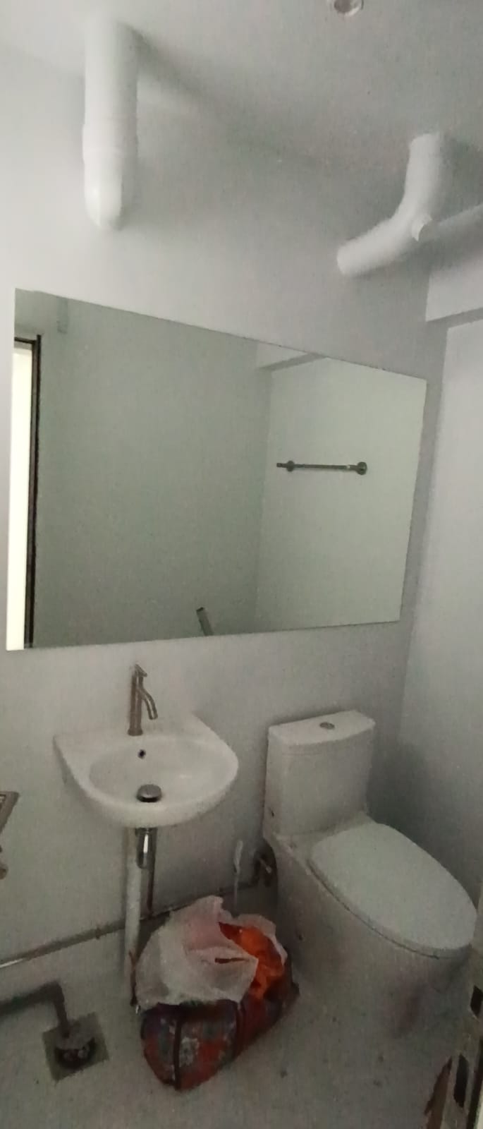 Frameless clear mirror